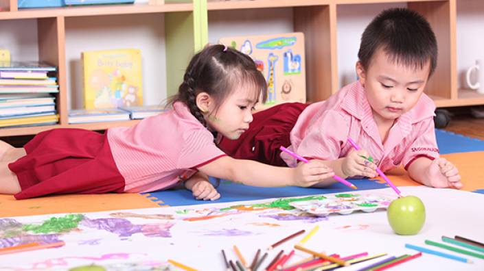 Lĩnh vực âm nhạc-hội họa